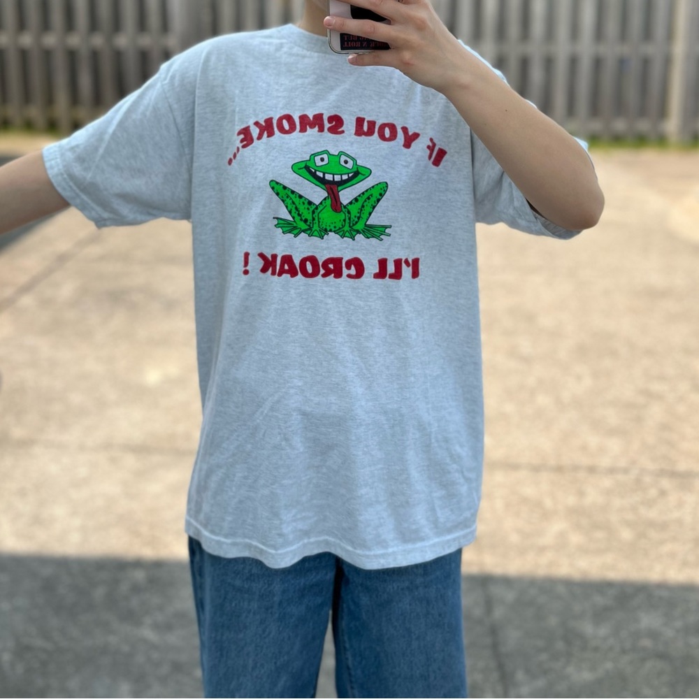 Funny women’s vintage graphic tee